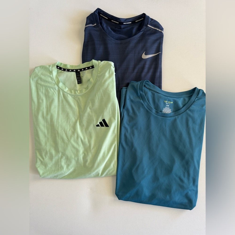Mens XXL Athletic Shirt Bundle ✨Comes with Freebie✨